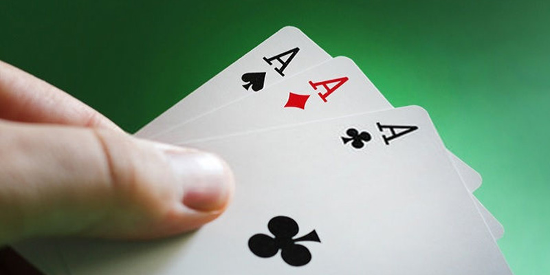 77BET Hướng Dẫn Luật Chơi Bài Cào Đơn Giản Nhất Cho Người Mới 2 Cách tính điểm bài cào khá đơn giản, dễ nắm bắt