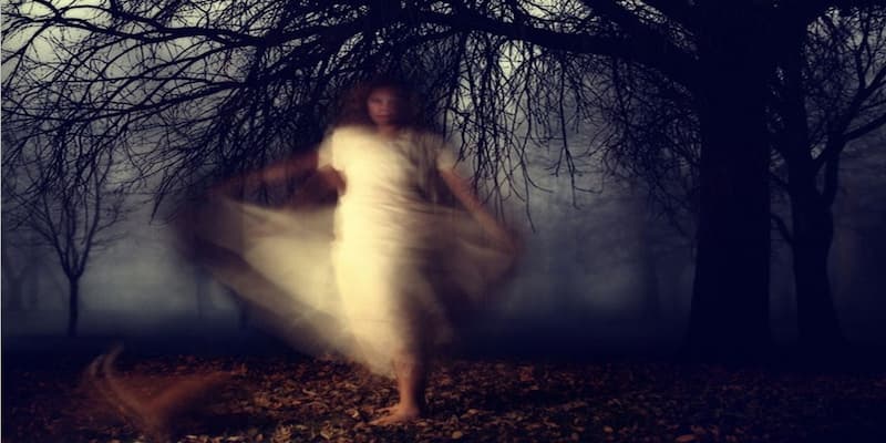 Mơ Thấy Ma Đánh Con Gì? Giải Mã Ý Nghĩa Khi Mơ Thấy Ma 3 Giải mã giấc mơ thấy ma và điềm báo cụ thể